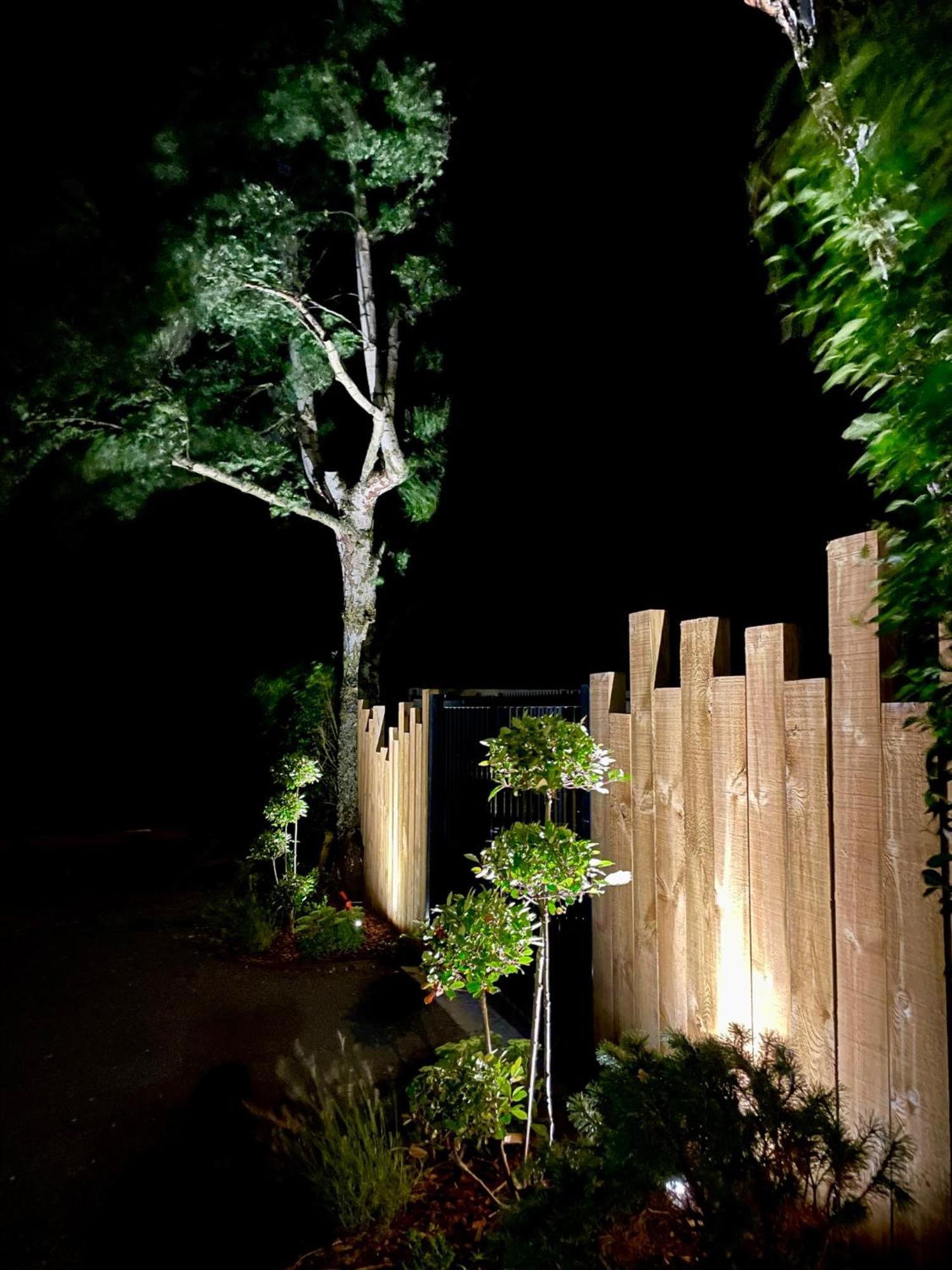 Domaine Les 2 Mondes Hotel Aydat Exterior photo